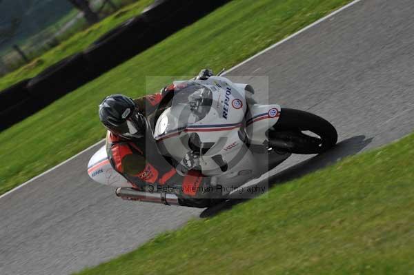 Motorcycle action photographs;Trackday digital images;cadwell;cadwell park photographs;event digital images;eventdigitalimages;motor racing louth lincolnshire;no limits trackdays;peter wileman photography;trackday;trackday photos