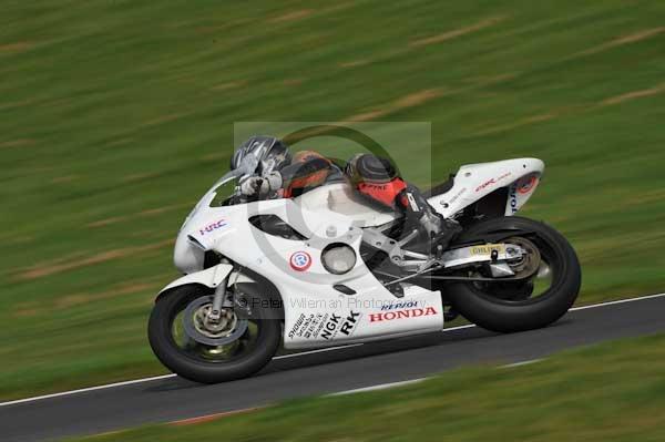 Motorcycle action photographs;Trackday digital images;cadwell;cadwell park photographs;event digital images;eventdigitalimages;motor racing louth lincolnshire;no limits trackdays;peter wileman photography;trackday;trackday photos