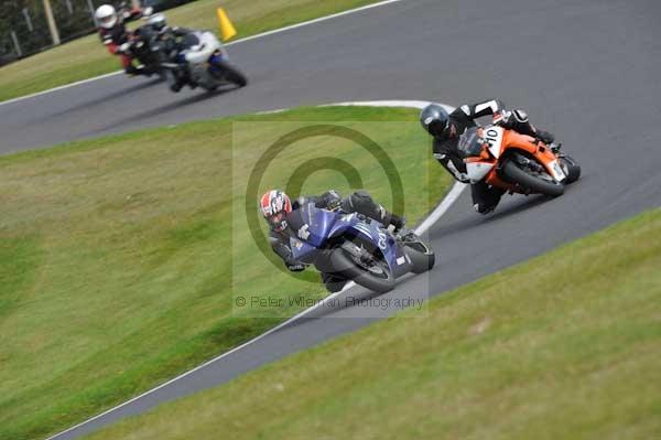 Motorcycle action photographs;Trackday digital images;cadwell;cadwell park photographs;event digital images;eventdigitalimages;motor racing louth lincolnshire;no limits trackdays;peter wileman photography;trackday;trackday photos