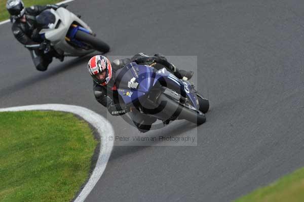 Motorcycle action photographs;Trackday digital images;cadwell;cadwell park photographs;event digital images;eventdigitalimages;motor racing louth lincolnshire;no limits trackdays;peter wileman photography;trackday;trackday photos