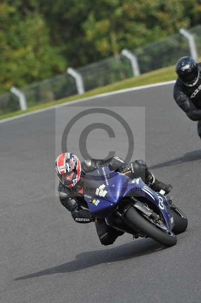 Motorcycle action photographs;Trackday digital images;cadwell;cadwell park photographs;event digital images;eventdigitalimages;motor racing louth lincolnshire;no limits trackdays;peter wileman photography;trackday;trackday photos