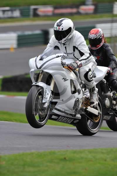 Motorcycle action photographs;Trackday digital images;cadwell;cadwell park photographs;event digital images;eventdigitalimages;motor racing louth lincolnshire;no limits trackdays;peter wileman photography;trackday;trackday photos