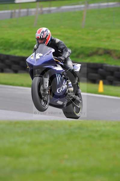 Motorcycle action photographs;Trackday digital images;cadwell;cadwell park photographs;event digital images;eventdigitalimages;motor racing louth lincolnshire;no limits trackdays;peter wileman photography;trackday;trackday photos