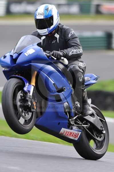 Motorcycle action photographs;Trackday digital images;cadwell;cadwell park photographs;event digital images;eventdigitalimages;motor racing louth lincolnshire;no limits trackdays;peter wileman photography;trackday;trackday photos