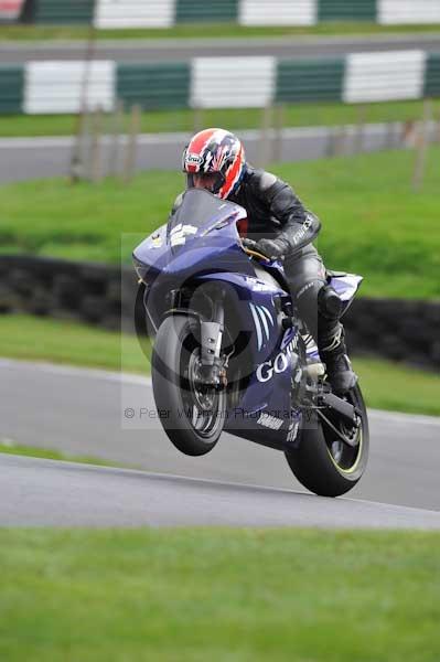 Motorcycle action photographs;Trackday digital images;cadwell;cadwell park photographs;event digital images;eventdigitalimages;motor racing louth lincolnshire;no limits trackdays;peter wileman photography;trackday;trackday photos