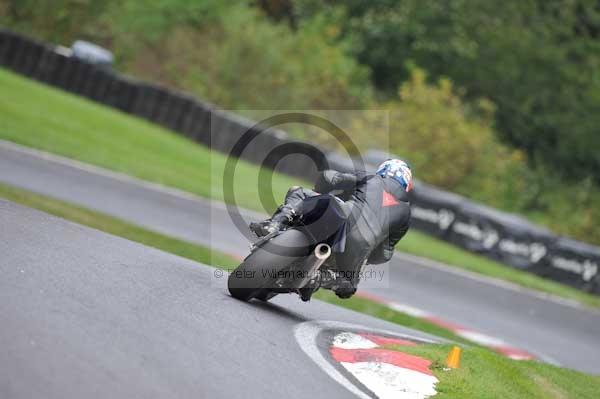 Motorcycle action photographs;Trackday digital images;cadwell;cadwell park photographs;event digital images;eventdigitalimages;motor racing louth lincolnshire;no limits trackdays;peter wileman photography;trackday;trackday photos