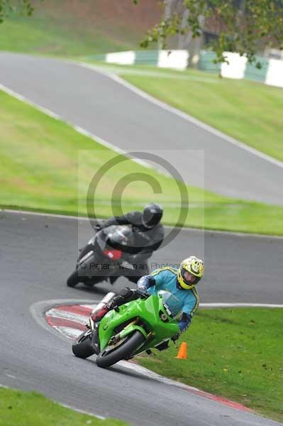 Motorcycle action photographs;Trackday digital images;cadwell;cadwell park photographs;event digital images;eventdigitalimages;motor racing louth lincolnshire;no limits trackdays;peter wileman photography;trackday;trackday photos