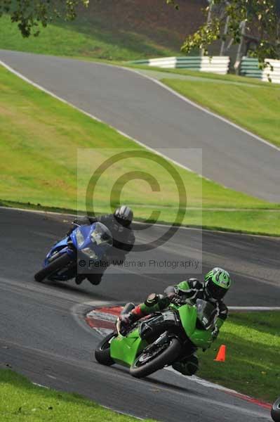 Motorcycle action photographs;Trackday digital images;cadwell;cadwell park photographs;event digital images;eventdigitalimages;motor racing louth lincolnshire;no limits trackdays;peter wileman photography;trackday;trackday photos