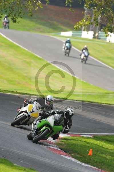 Motorcycle action photographs;Trackday digital images;cadwell;cadwell park photographs;event digital images;eventdigitalimages;motor racing louth lincolnshire;no limits trackdays;peter wileman photography;trackday;trackday photos
