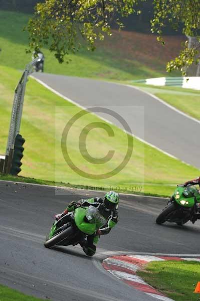 Motorcycle action photographs;Trackday digital images;cadwell;cadwell park photographs;event digital images;eventdigitalimages;motor racing louth lincolnshire;no limits trackdays;peter wileman photography;trackday;trackday photos