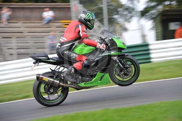 Motorcycle action photographs;Trackday digital images;cadwell;cadwell park photographs;event digital images;eventdigitalimages;motor racing louth lincolnshire;no limits trackdays;peter wileman photography;trackday;trackday photos