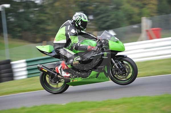 Motorcycle action photographs;Trackday digital images;cadwell;cadwell park photographs;event digital images;eventdigitalimages;motor racing louth lincolnshire;no limits trackdays;peter wileman photography;trackday;trackday photos