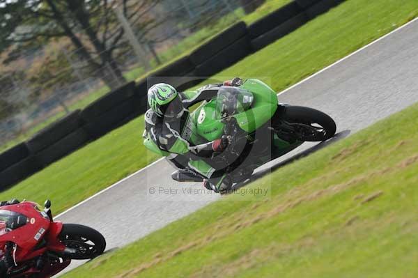 Motorcycle action photographs;Trackday digital images;cadwell;cadwell park photographs;event digital images;eventdigitalimages;motor racing louth lincolnshire;no limits trackdays;peter wileman photography;trackday;trackday photos