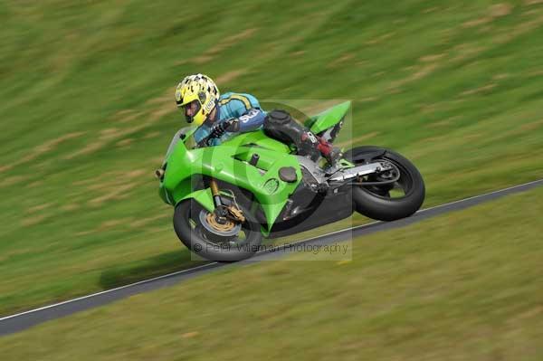 Motorcycle action photographs;Trackday digital images;cadwell;cadwell park photographs;event digital images;eventdigitalimages;motor racing louth lincolnshire;no limits trackdays;peter wileman photography;trackday;trackday photos