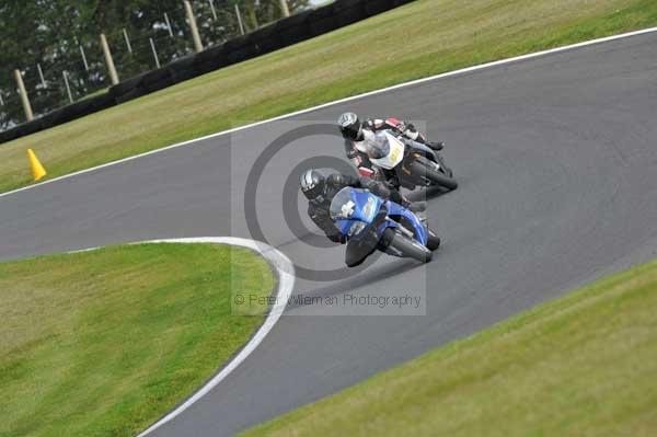 Motorcycle action photographs;Trackday digital images;cadwell;cadwell park photographs;event digital images;eventdigitalimages;motor racing louth lincolnshire;no limits trackdays;peter wileman photography;trackday;trackday photos