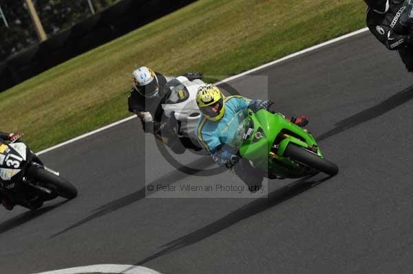 Motorcycle action photographs;Trackday digital images;cadwell;cadwell park photographs;event digital images;eventdigitalimages;motor racing louth lincolnshire;no limits trackdays;peter wileman photography;trackday;trackday photos