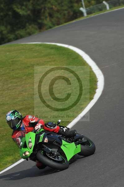 Motorcycle action photographs;Trackday digital images;cadwell;cadwell park photographs;event digital images;eventdigitalimages;motor racing louth lincolnshire;no limits trackdays;peter wileman photography;trackday;trackday photos