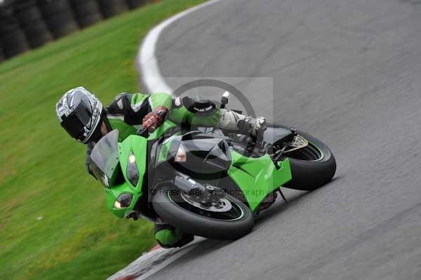 Motorcycle action photographs;Trackday digital images;cadwell;cadwell park photographs;event digital images;eventdigitalimages;motor racing louth lincolnshire;no limits trackdays;peter wileman photography;trackday;trackday photos
