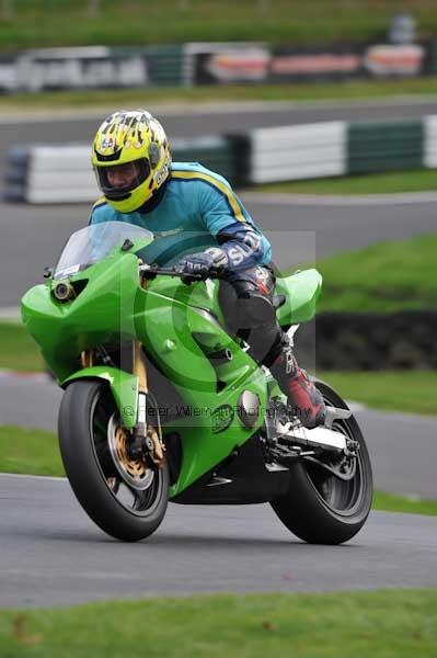 Motorcycle action photographs;Trackday digital images;cadwell;cadwell park photographs;event digital images;eventdigitalimages;motor racing louth lincolnshire;no limits trackdays;peter wileman photography;trackday;trackday photos