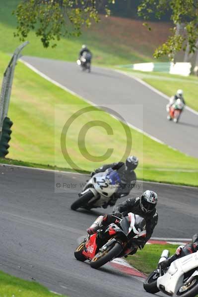 Motorcycle action photographs;Trackday digital images;cadwell;cadwell park photographs;event digital images;eventdigitalimages;motor racing louth lincolnshire;no limits trackdays;peter wileman photography;trackday;trackday photos