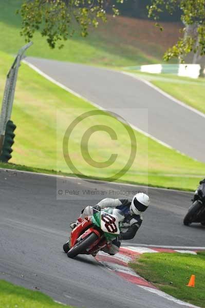 Motorcycle action photographs;Trackday digital images;cadwell;cadwell park photographs;event digital images;eventdigitalimages;motor racing louth lincolnshire;no limits trackdays;peter wileman photography;trackday;trackday photos