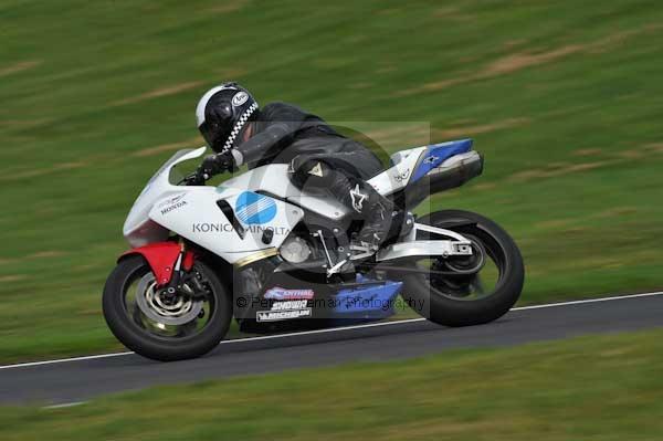 Motorcycle action photographs;Trackday digital images;cadwell;cadwell park photographs;event digital images;eventdigitalimages;motor racing louth lincolnshire;no limits trackdays;peter wileman photography;trackday;trackday photos