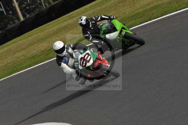 Motorcycle action photographs;Trackday digital images;cadwell;cadwell park photographs;event digital images;eventdigitalimages;motor racing louth lincolnshire;no limits trackdays;peter wileman photography;trackday;trackday photos