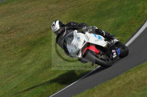 Motorcycle action photographs;Trackday digital images;cadwell;cadwell park photographs;event digital images;eventdigitalimages;motor racing louth lincolnshire;no limits trackdays;peter wileman photography;trackday;trackday photos