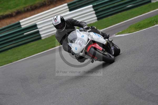 Motorcycle action photographs;Trackday digital images;cadwell;cadwell park photographs;event digital images;eventdigitalimages;motor racing louth lincolnshire;no limits trackdays;peter wileman photography;trackday;trackday photos