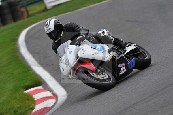 Motorcycle action photographs;Trackday digital images;cadwell;cadwell park photographs;event digital images;eventdigitalimages;motor racing louth lincolnshire;no limits trackdays;peter wileman photography;trackday;trackday photos