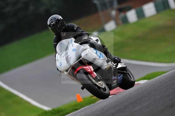 Motorcycle action photographs;Trackday digital images;cadwell;cadwell park photographs;event digital images;eventdigitalimages;motor racing louth lincolnshire;no limits trackdays;peter wileman photography;trackday;trackday photos