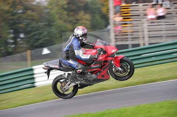 Motorcycle action photographs;Trackday digital images;cadwell;cadwell park photographs;event digital images;eventdigitalimages;motor racing louth lincolnshire;no limits trackdays;peter wileman photography;trackday;trackday photos