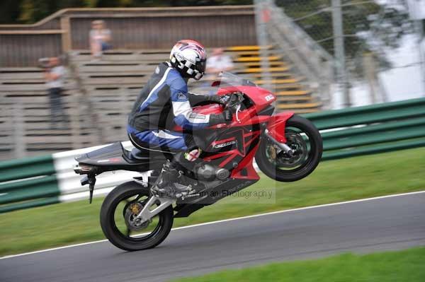 Motorcycle action photographs;Trackday digital images;cadwell;cadwell park photographs;event digital images;eventdigitalimages;motor racing louth lincolnshire;no limits trackdays;peter wileman photography;trackday;trackday photos