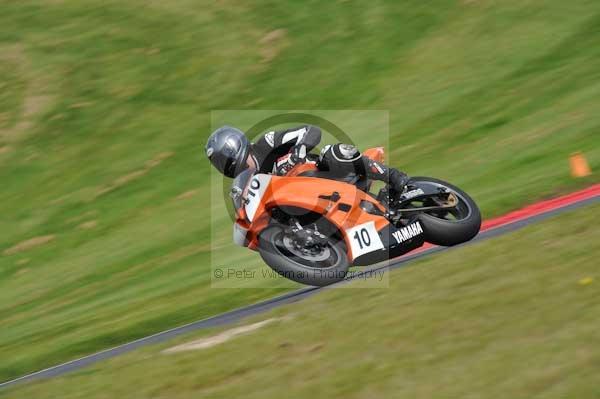 Motorcycle action photographs;Trackday digital images;cadwell;cadwell park photographs;event digital images;eventdigitalimages;motor racing louth lincolnshire;no limits trackdays;peter wileman photography;trackday;trackday photos