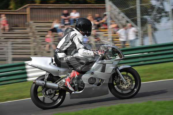 Motorcycle action photographs;Trackday digital images;cadwell;cadwell park photographs;event digital images;eventdigitalimages;motor racing louth lincolnshire;no limits trackdays;peter wileman photography;trackday;trackday photos