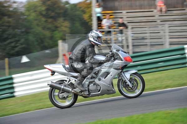 Motorcycle action photographs;Trackday digital images;cadwell;cadwell park photographs;event digital images;eventdigitalimages;motor racing louth lincolnshire;no limits trackdays;peter wileman photography;trackday;trackday photos
