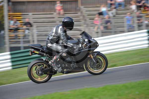 Motorcycle action photographs;Trackday digital images;cadwell;cadwell park photographs;event digital images;eventdigitalimages;motor racing louth lincolnshire;no limits trackdays;peter wileman photography;trackday;trackday photos