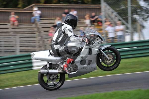 Motorcycle action photographs;Trackday digital images;cadwell;cadwell park photographs;event digital images;eventdigitalimages;motor racing louth lincolnshire;no limits trackdays;peter wileman photography;trackday;trackday photos