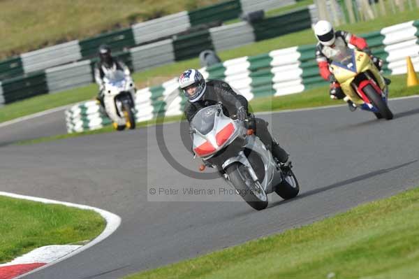 Motorcycle action photographs;Trackday digital images;cadwell;cadwell park photographs;event digital images;eventdigitalimages;motor racing louth lincolnshire;no limits trackdays;peter wileman photography;trackday;trackday photos