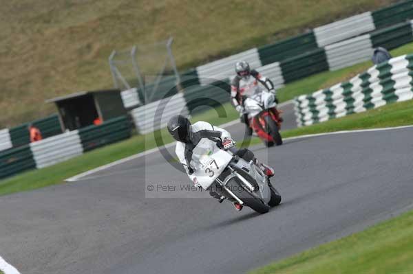 Motorcycle action photographs;Trackday digital images;cadwell;cadwell park photographs;event digital images;eventdigitalimages;motor racing louth lincolnshire;no limits trackdays;peter wileman photography;trackday;trackday photos