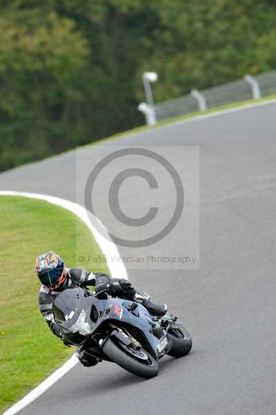 Motorcycle action photographs;Trackday digital images;cadwell;cadwell park photographs;event digital images;eventdigitalimages;motor racing louth lincolnshire;no limits trackdays;peter wileman photography;trackday;trackday photos