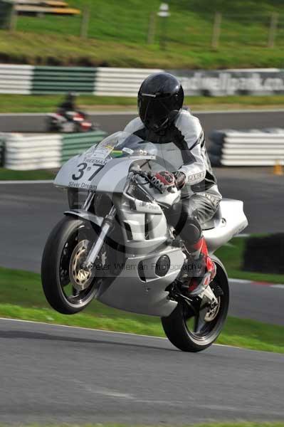 Motorcycle action photographs;Trackday digital images;cadwell;cadwell park photographs;event digital images;eventdigitalimages;motor racing louth lincolnshire;no limits trackdays;peter wileman photography;trackday;trackday photos