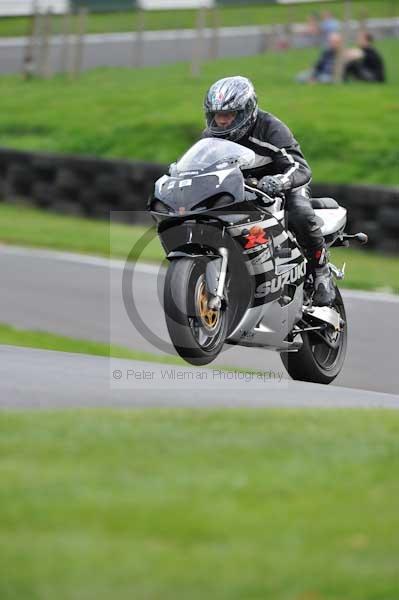 Motorcycle action photographs;Trackday digital images;cadwell;cadwell park photographs;event digital images;eventdigitalimages;motor racing louth lincolnshire;no limits trackdays;peter wileman photography;trackday;trackday photos