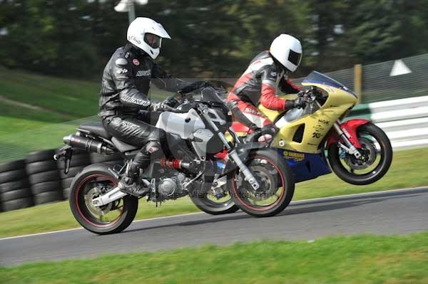 Motorcycle action photographs;Trackday digital images;cadwell;cadwell park photographs;event digital images;eventdigitalimages;motor racing louth lincolnshire;no limits trackdays;peter wileman photography;trackday;trackday photos
