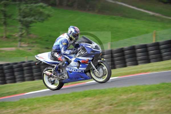 Motorcycle action photographs;Trackday digital images;cadwell;cadwell park photographs;event digital images;eventdigitalimages;motor racing louth lincolnshire;no limits trackdays;peter wileman photography;trackday;trackday photos