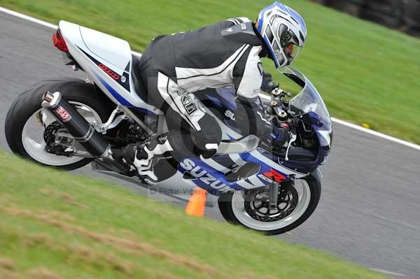 Motorcycle action photographs;Trackday digital images;cadwell;cadwell park photographs;event digital images;eventdigitalimages;motor racing louth lincolnshire;no limits trackdays;peter wileman photography;trackday;trackday photos
