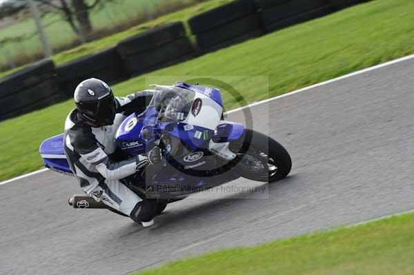 Motorcycle action photographs;Trackday digital images;cadwell;cadwell park photographs;event digital images;eventdigitalimages;motor racing louth lincolnshire;no limits trackdays;peter wileman photography;trackday;trackday photos