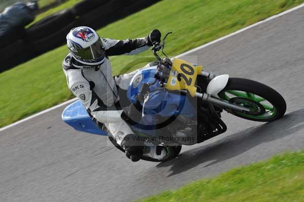 Motorcycle action photographs;Trackday digital images;cadwell;cadwell park photographs;event digital images;eventdigitalimages;motor racing louth lincolnshire;no limits trackdays;peter wileman photography;trackday;trackday photos