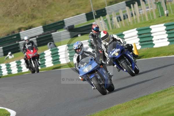 Motorcycle action photographs;Trackday digital images;cadwell;cadwell park photographs;event digital images;eventdigitalimages;motor racing louth lincolnshire;no limits trackdays;peter wileman photography;trackday;trackday photos