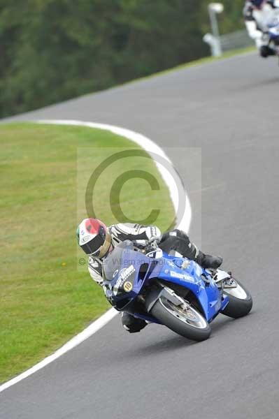 Motorcycle action photographs;Trackday digital images;cadwell;cadwell park photographs;event digital images;eventdigitalimages;motor racing louth lincolnshire;no limits trackdays;peter wileman photography;trackday;trackday photos